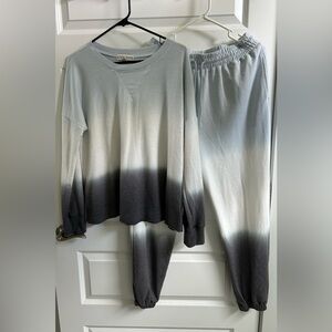 Knox Rose Gray & Blue Ombre Shirt and Pants Activewear Set, Women’s Large
